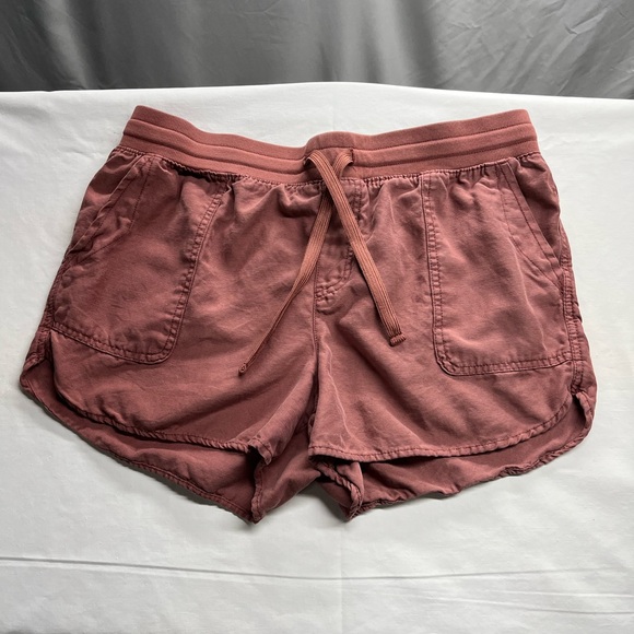 Maurices Pants - Maurice’s Women's Casual Rose Pink Shorts Large